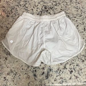 Lululemon White Athletic Shorts Women’s Size 2